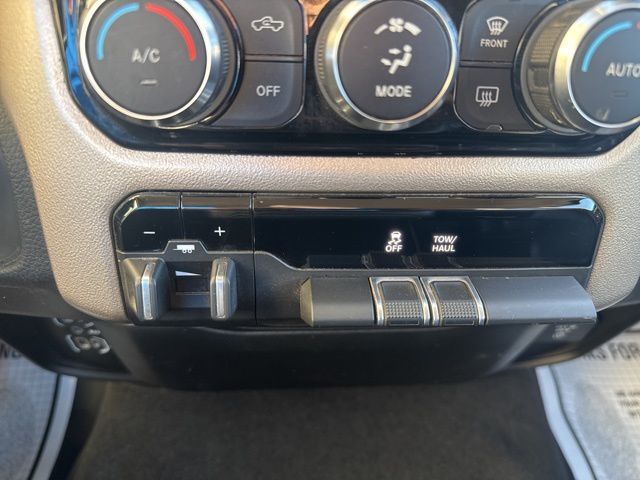 2019 Ram 1500 Laramie Watertown SD 2019 Ram 1500 Laramie Watertown SD