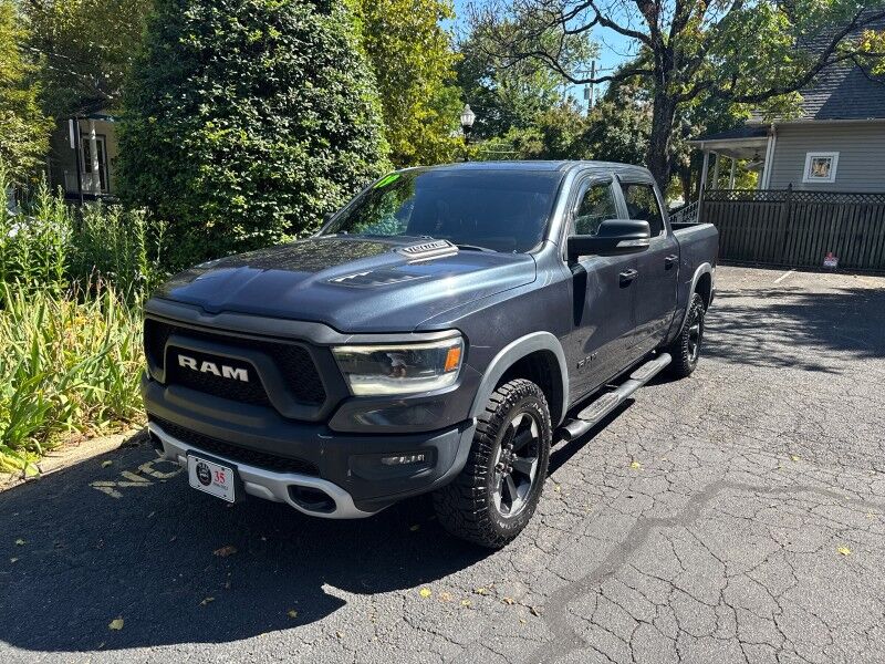2019 Ram 1500 Rebel Crew Cab 4WD w/ Rebel Level 1 Equipment Group 2019 Ram 1500 Rebel Crew Cab 4WD w/ Rebel Level 1 Equipment Group