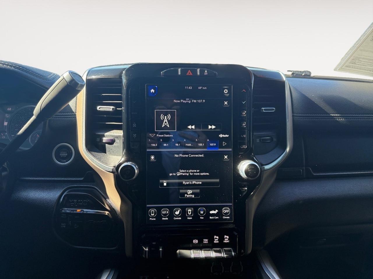 2019 Ram 2500 Laramie, BACKUP CAMERA, APPLE CARPLAY/ANDROID AUTO, ALPINE SPEAKERS, TOW HOOKS, POWER SUNROOF, HEATED AND VENTILATED SEATS, UNIVERSAL GARAGE DOOR OPENER, TOW PACKAGE, POWER RUNNING BOARDS, POWER FOLDING MIRRORS, COME AND TEST DRIVE THIS RAM 2500 TODA Norfolk VA 2019 Ram 2500 Laramie, BACKUP CAMERA, APPLE CARPLAY/ANDROID AUTO, ALPINE SPEAKERS, TOW HOOKS, POWER SUNROOF, HEATED AND VENTILATED SEATS, UNIVERSAL GARAGE DOOR OPENER, TOW PACKAGE, POWER RUNNING BOARDS, POWER FOLDING MIRRORS, COME AND TEST DRIVE THIS RAM 2500 TODA Norfolk VA