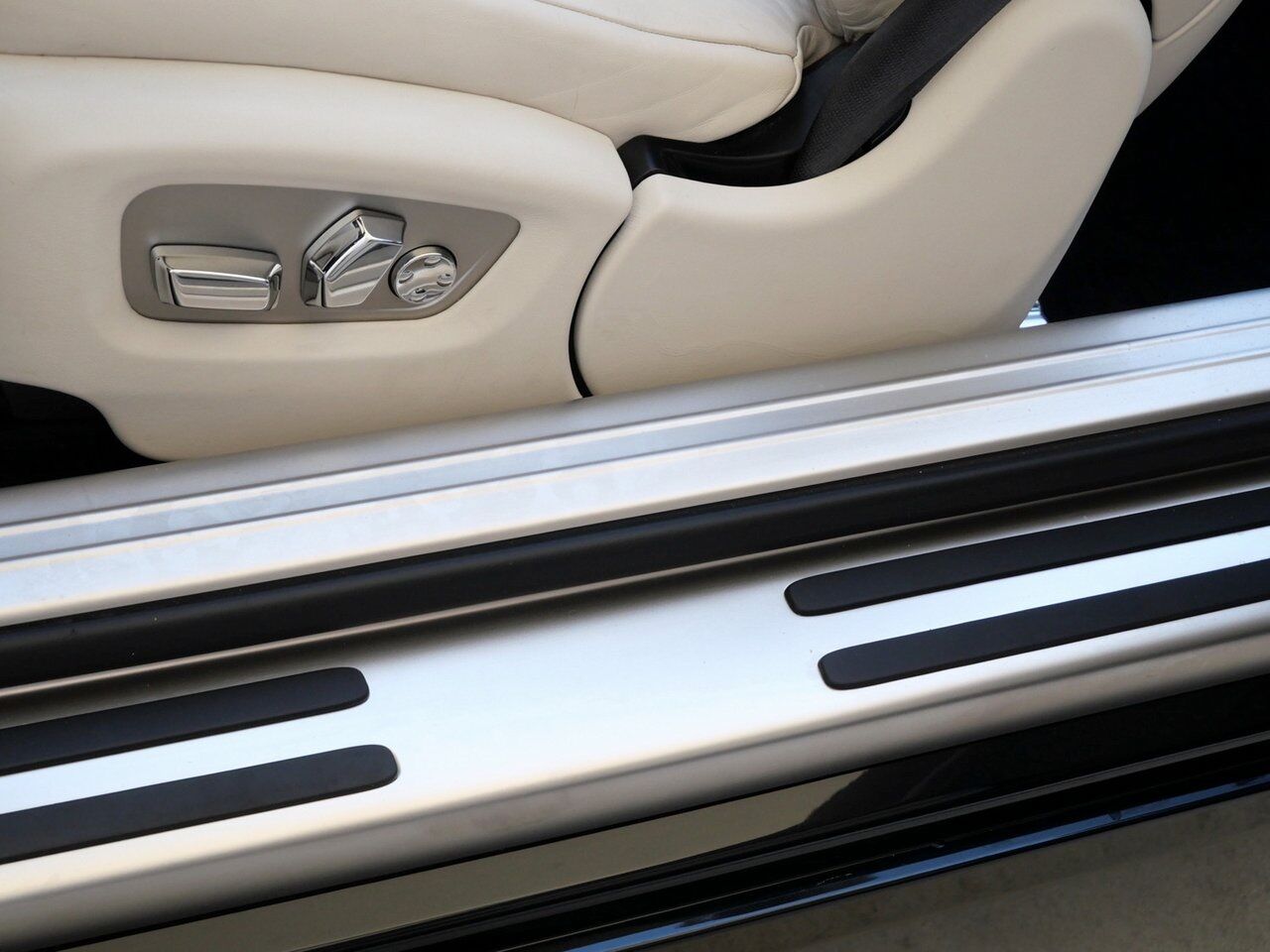 2019 Rolls-Royce Dawn Lawrence KS