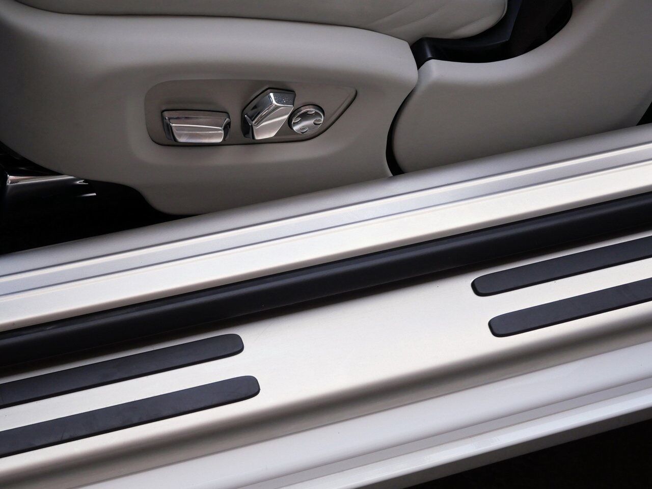 2019 Rolls-Royce Dawn Lawrence KS