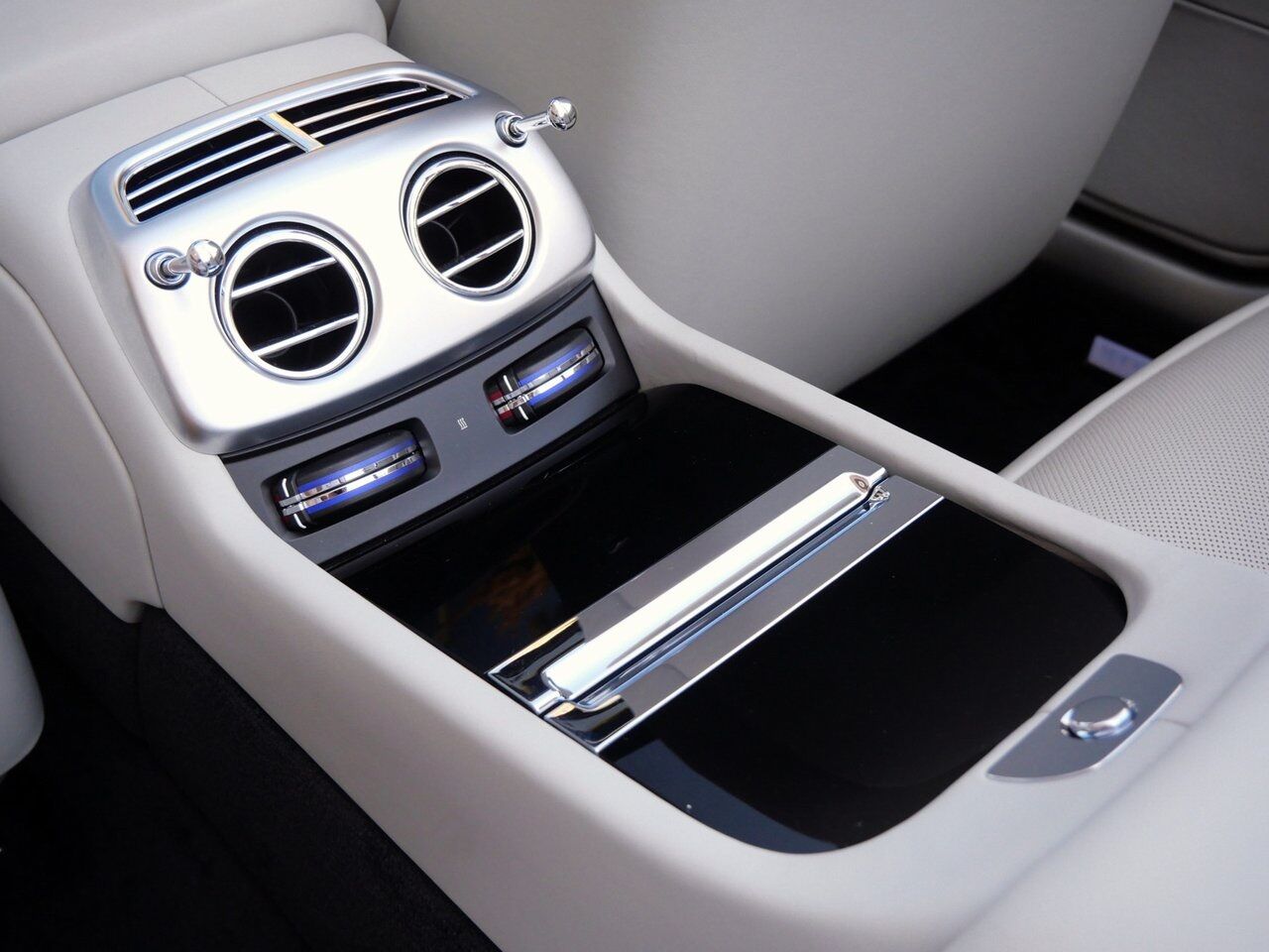 2019 Rolls-Royce Dawn Lawrence KS