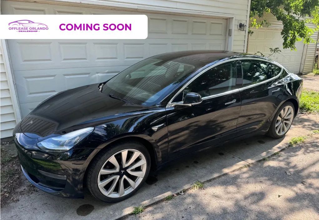 2019 Tesla Model 3 Mid Range's photo