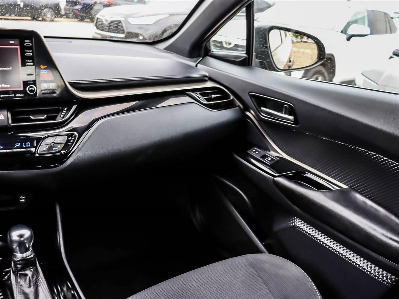 2019 Toyota C-HR Base Mississauga ON