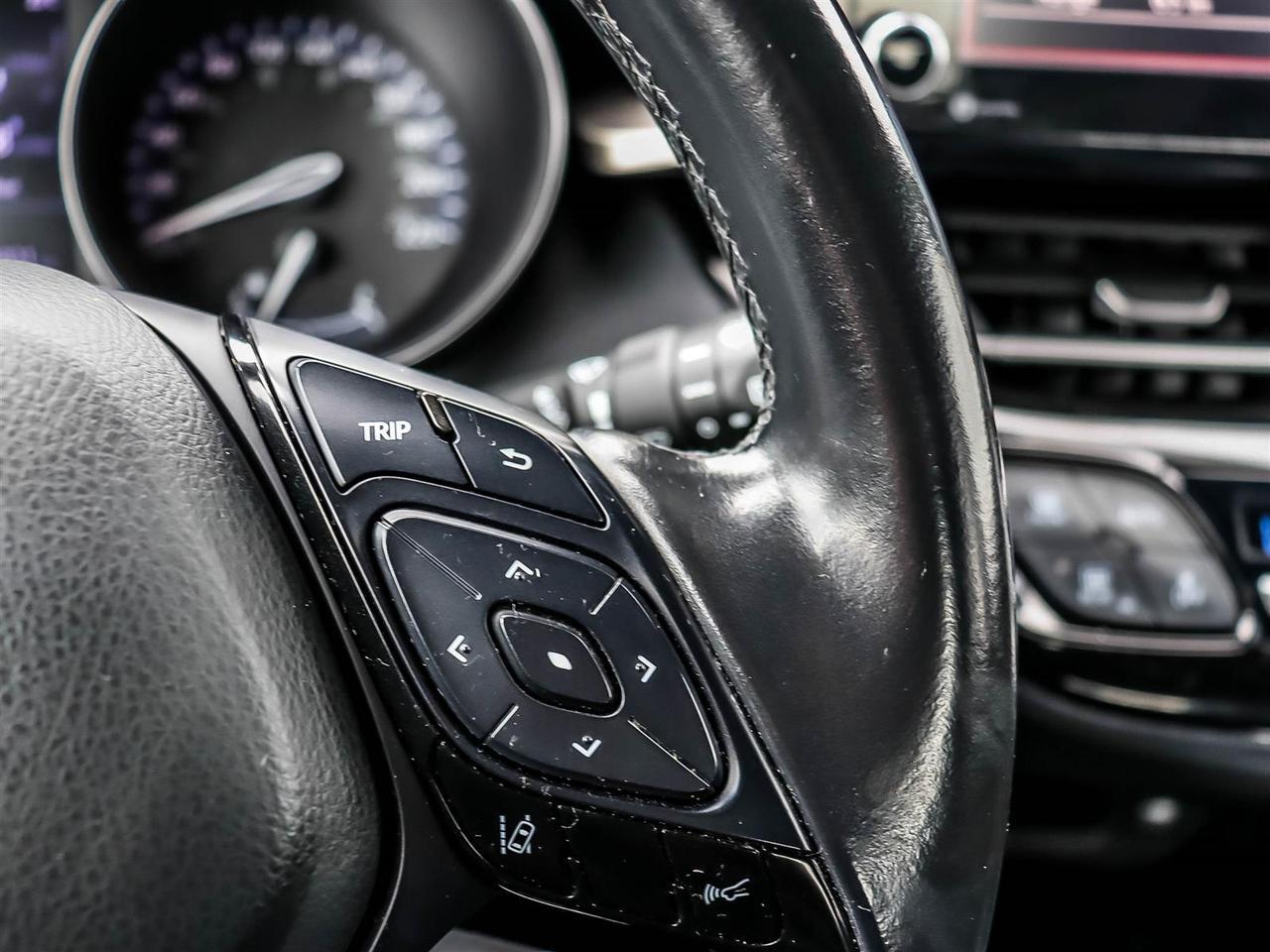 2019 Toyota C-HR Base Mississauga ON