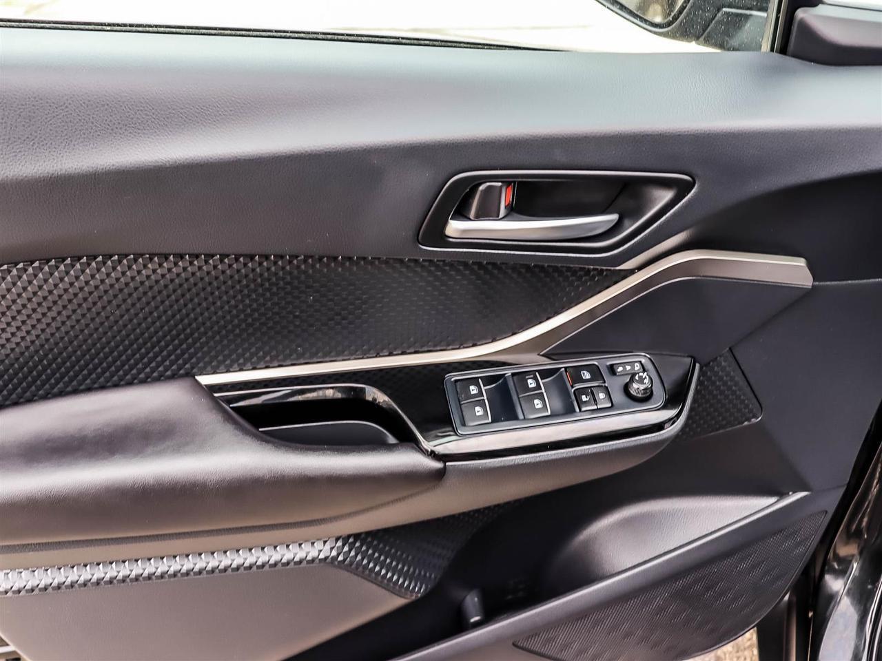 2019 Toyota C-HR Base Mississauga ON