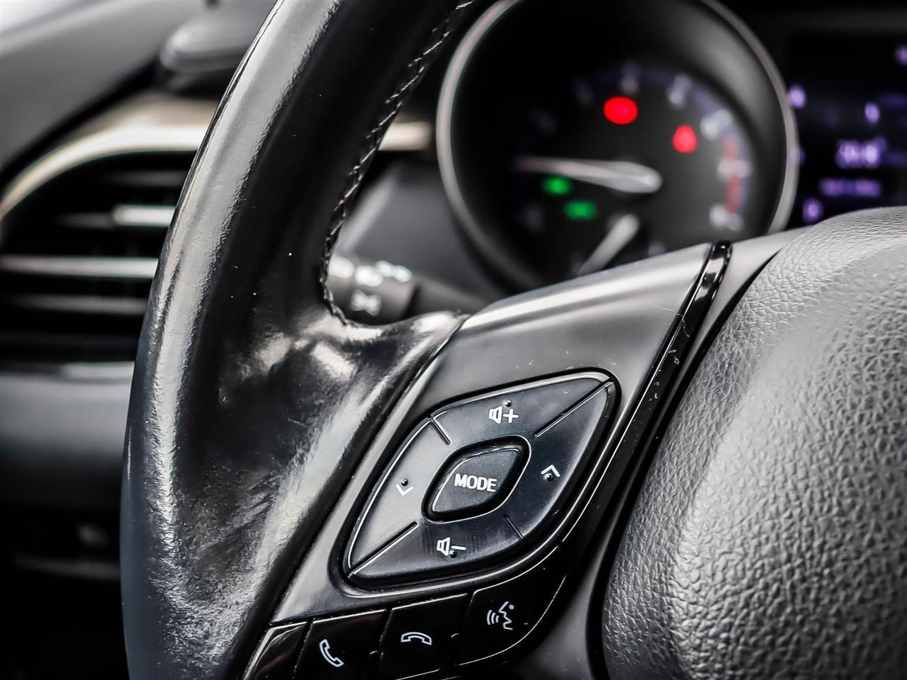 2019 Toyota C-HR Base Mississauga ON