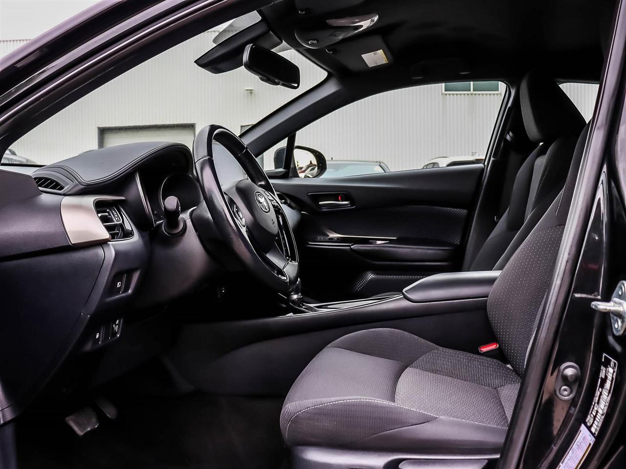 2019 Toyota C-HR Base Mississauga ON