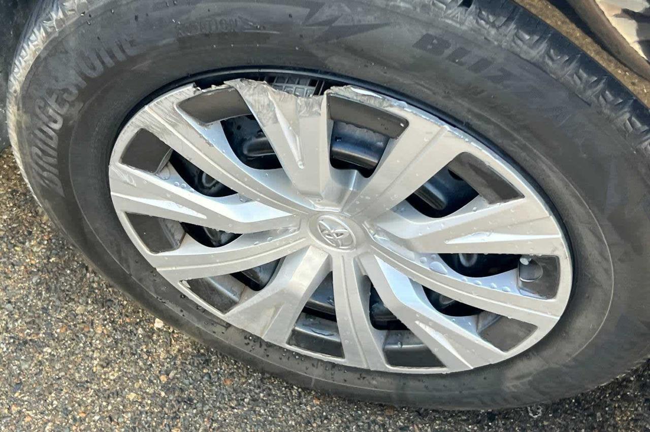 2019 Toyota Camry Hybrid LE Roseville CA