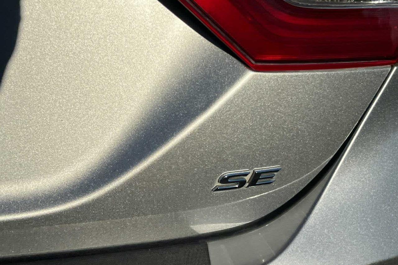 2019 Toyota Camry SE Roseville CA