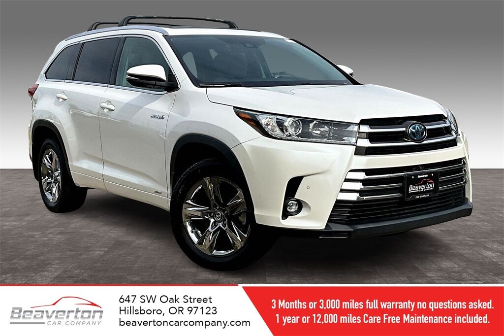 2019 Toyota Highlander Limited Platinum's photo