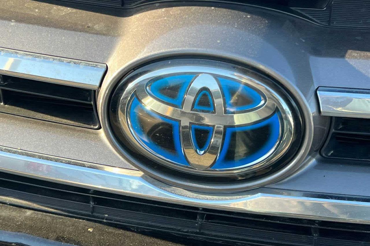 2019 Toyota Highlander Hybrid Limited Platinum Roseville CA