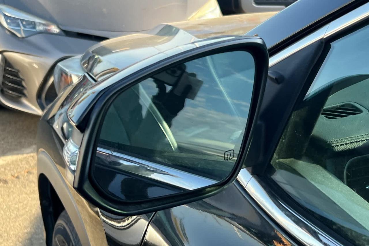 2019 Toyota Highlander Hybrid Limited Platinum Roseville CA