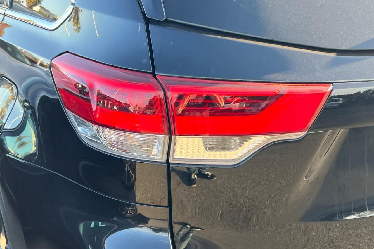 2019 Toyota Highlander Hybrid Limited Platinum Roseville CA