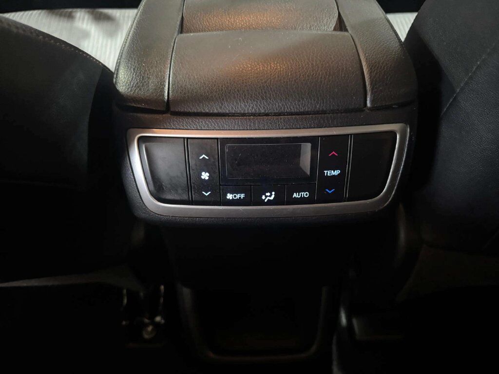 2019 Toyota Highlander LE Plus San Clemente CA