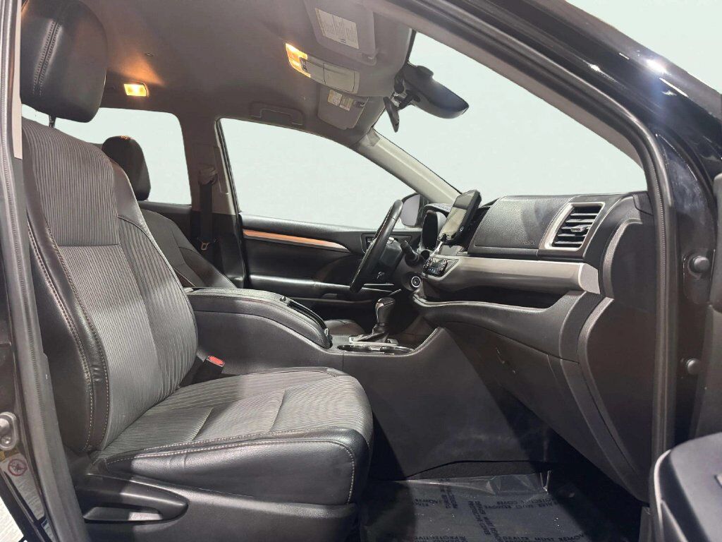 2019 Toyota Highlander LE Plus San Clemente CA