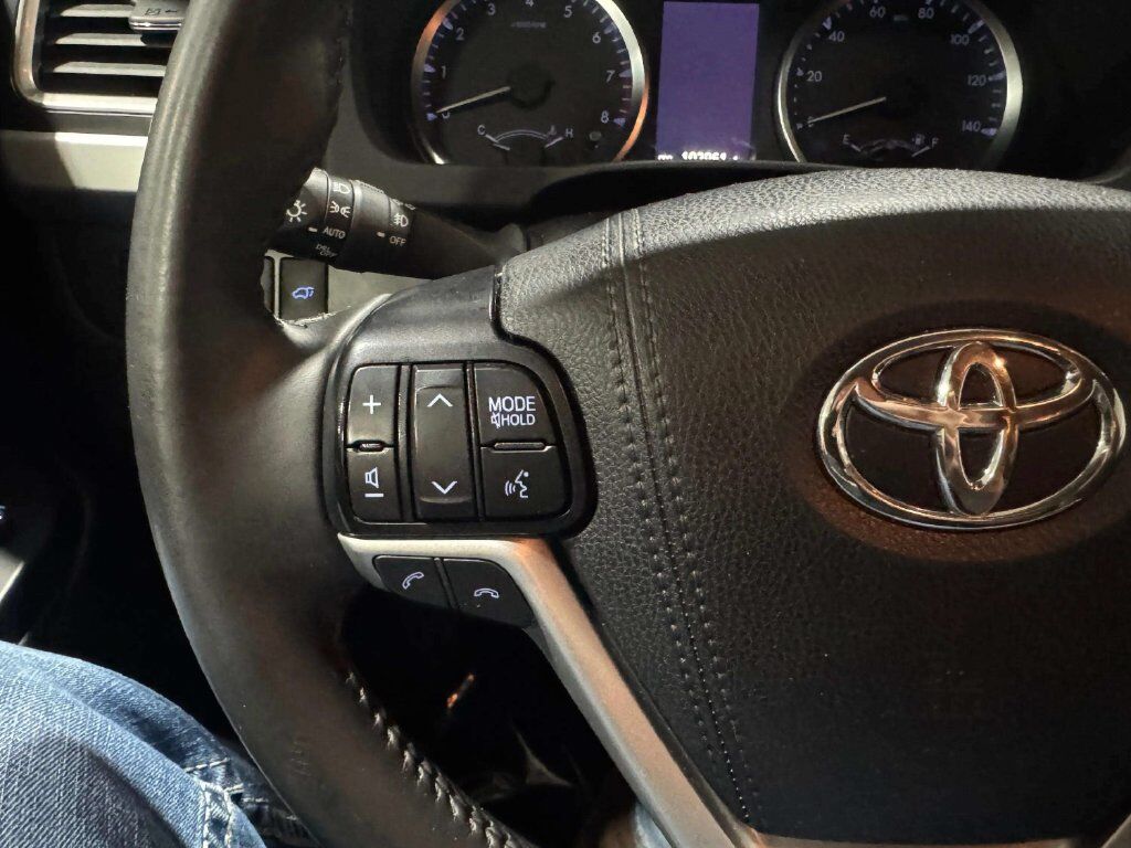 2019 Toyota Highlander LE Plus San Clemente CA