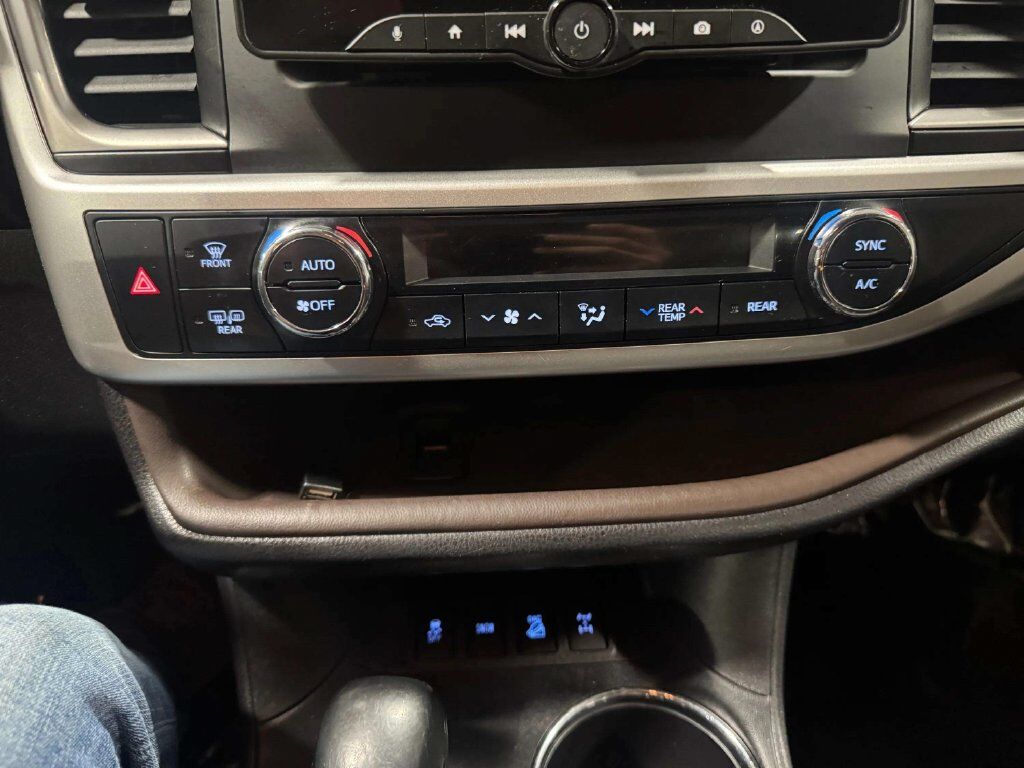 2019 Toyota Highlander LE Plus San Clemente CA