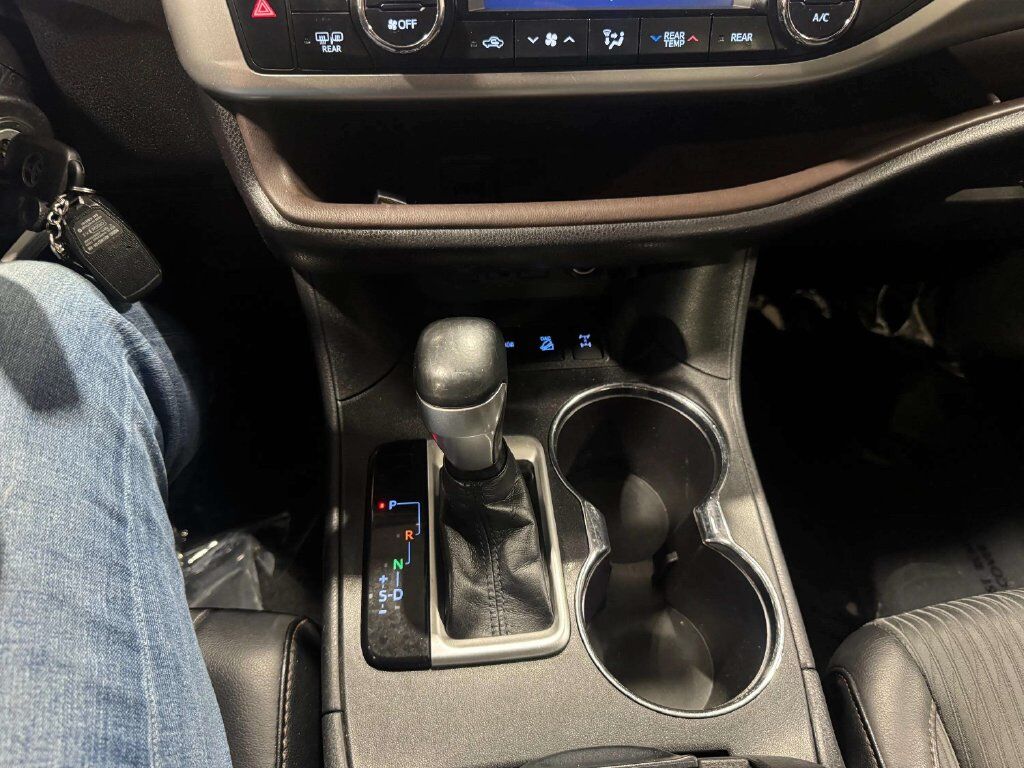 2019 Toyota Highlander LE Plus San Clemente CA