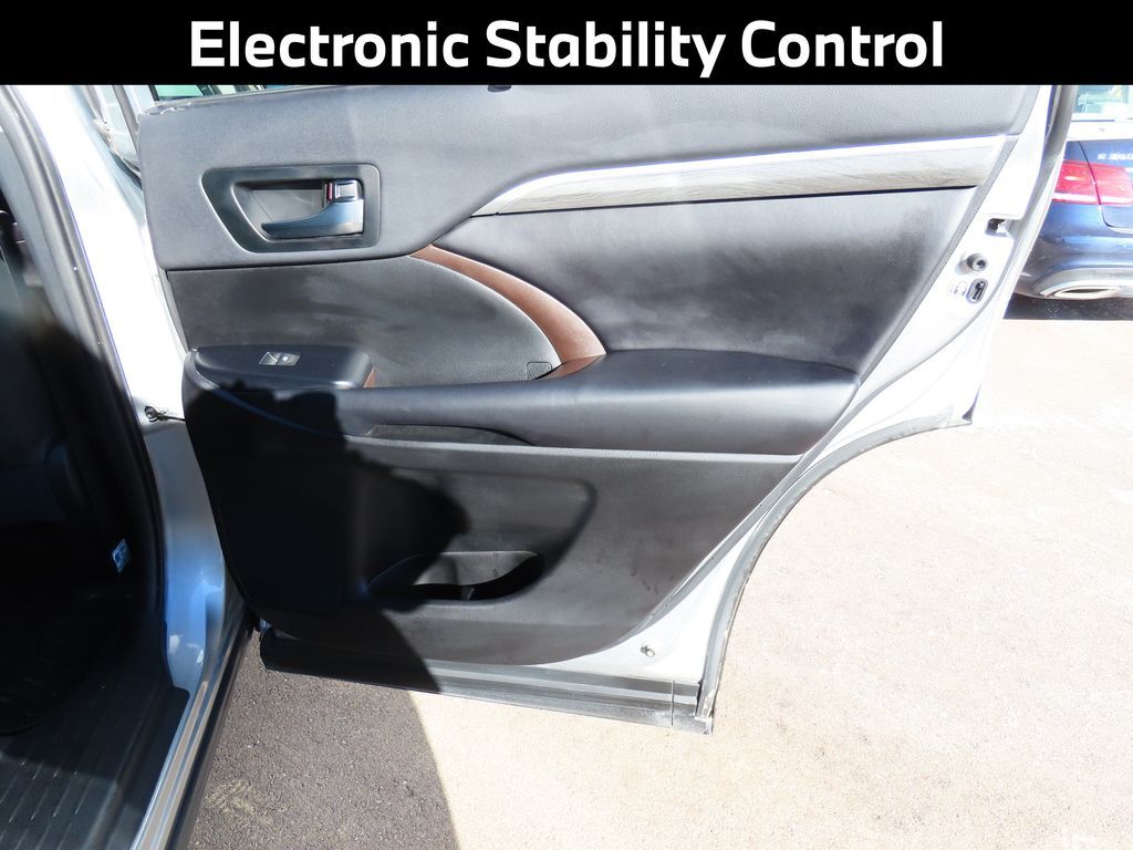 2019 Toyota Highlander Limited Platinum