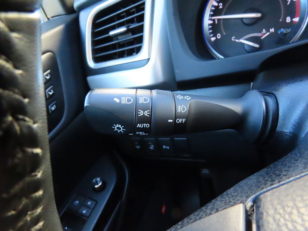 2019 Toyota Highlander Limited Platinum