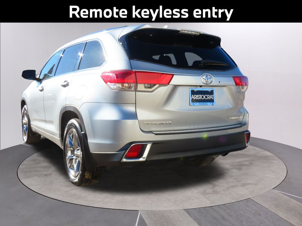 2019 Toyota Highlander Limited Platinum