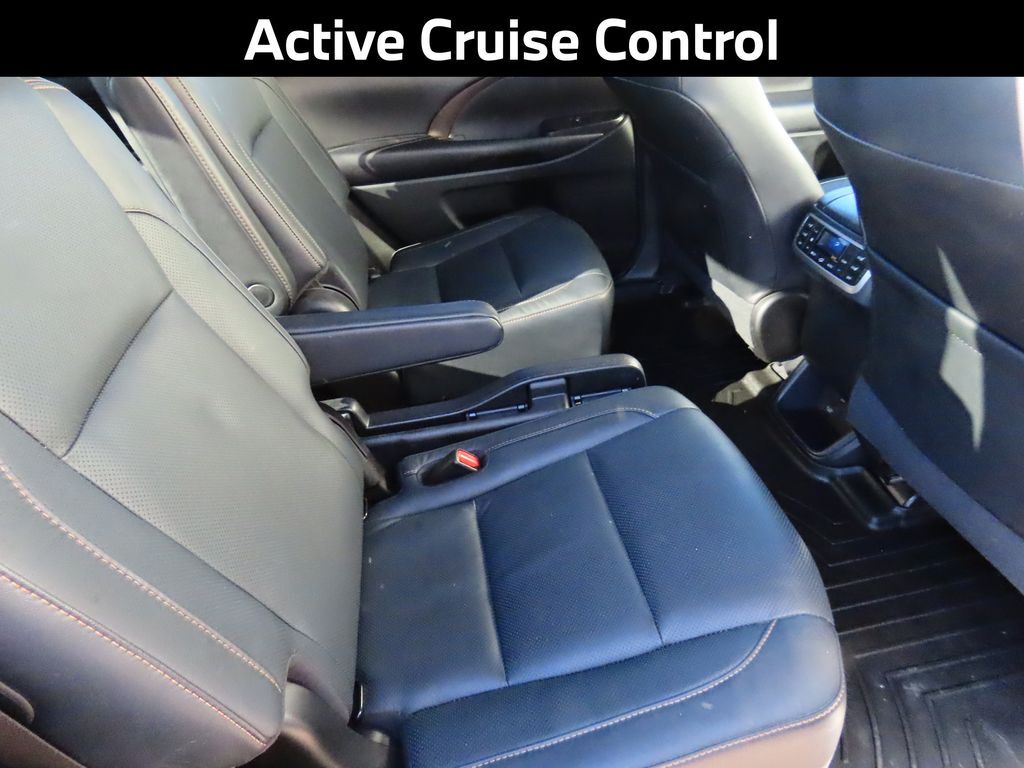 2019 Toyota Highlander Limited Platinum