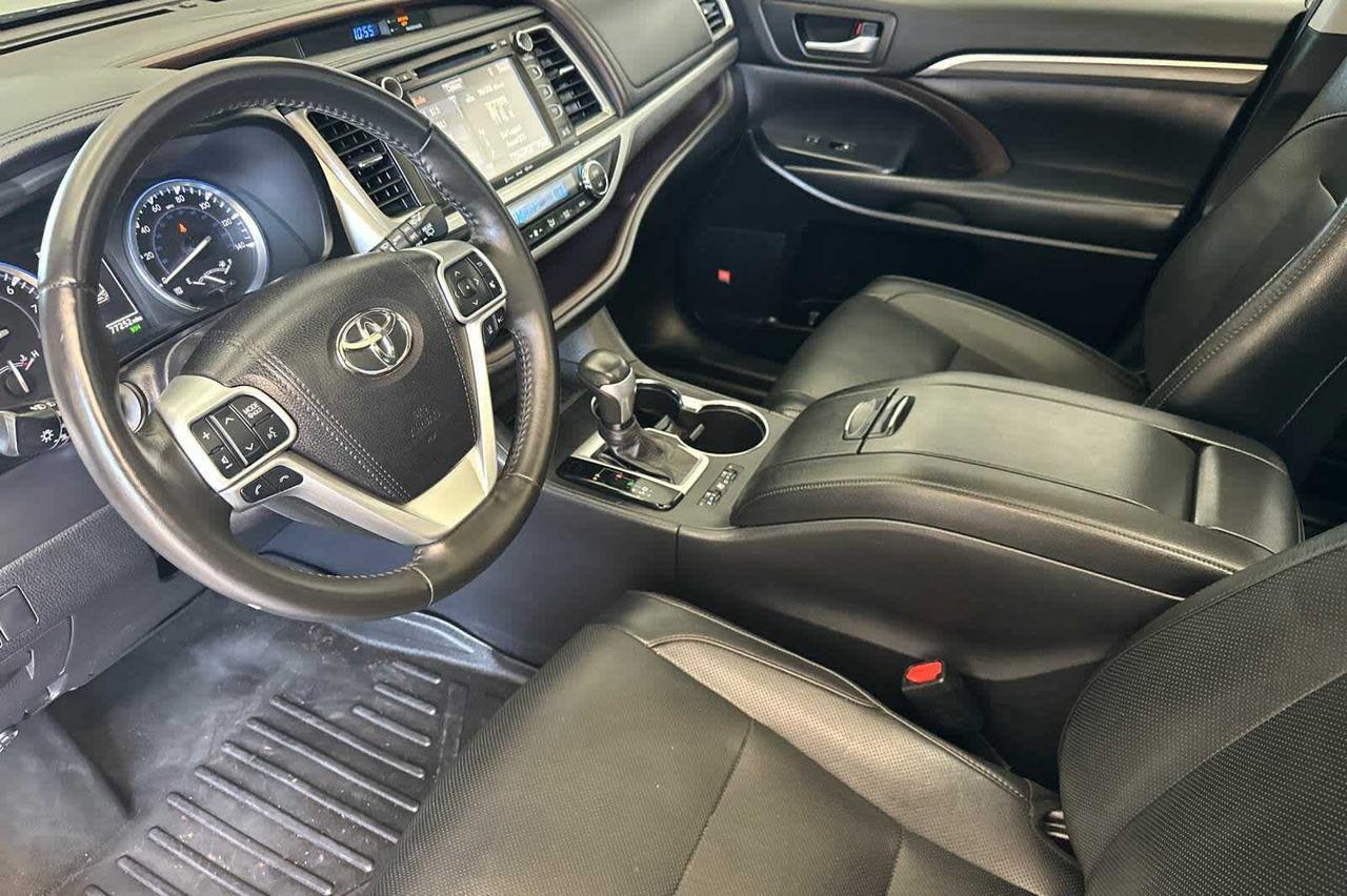 2019 Toyota Highlander Limited Platinum Roseville CA