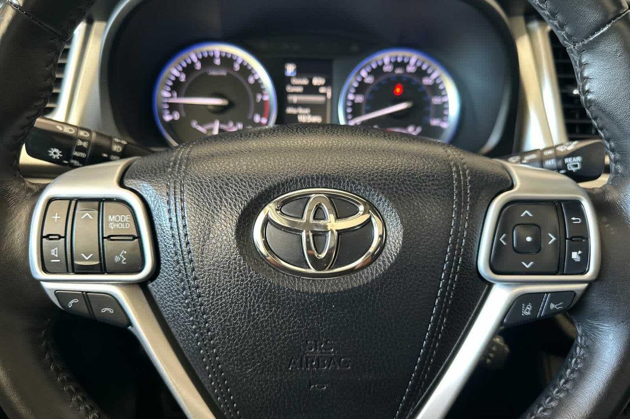 2019 Toyota Highlander Limited Platinum Roseville CA