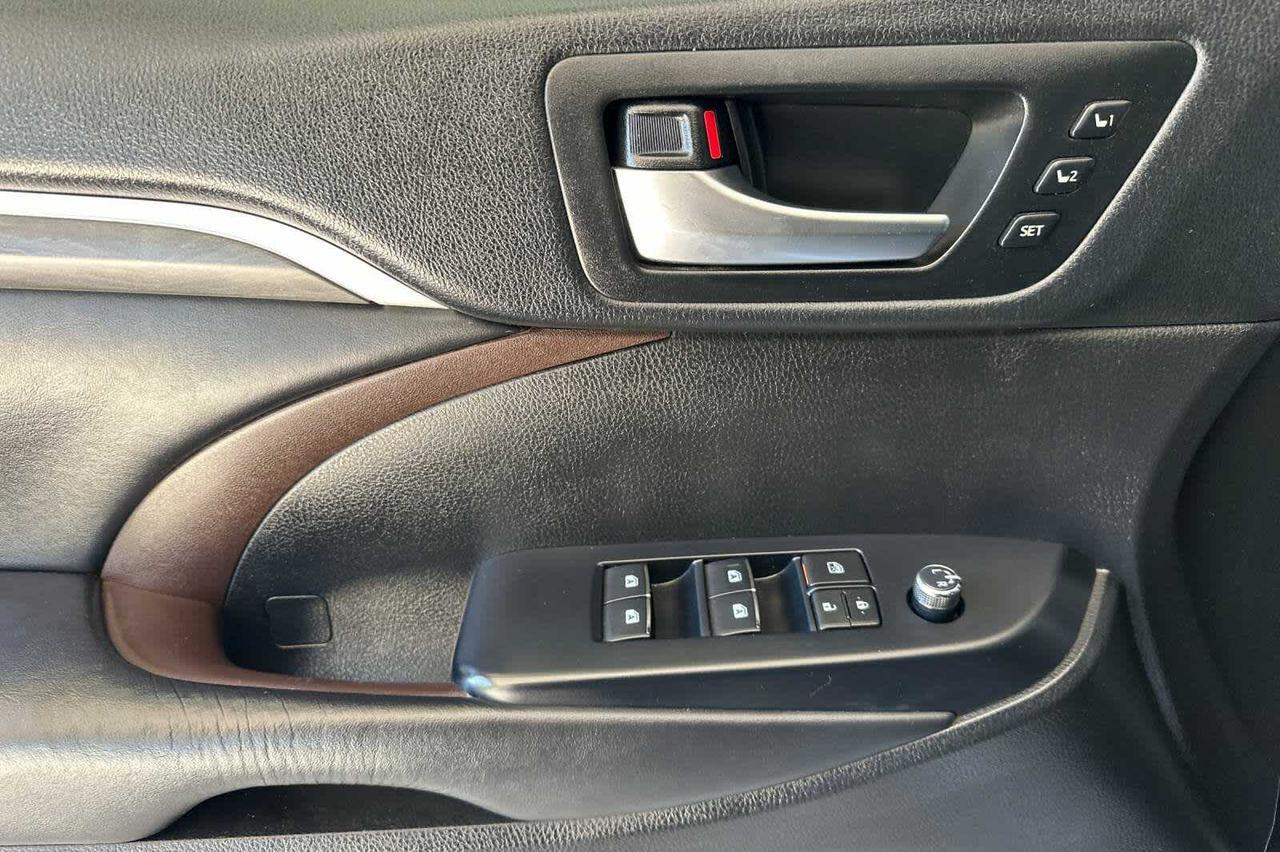 2019 Toyota Highlander Limited Platinum Roseville CA