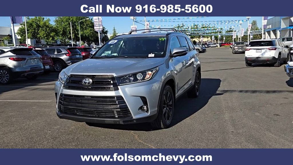 2019 Toyota Highlander SE 2019 Toyota Highlander SE