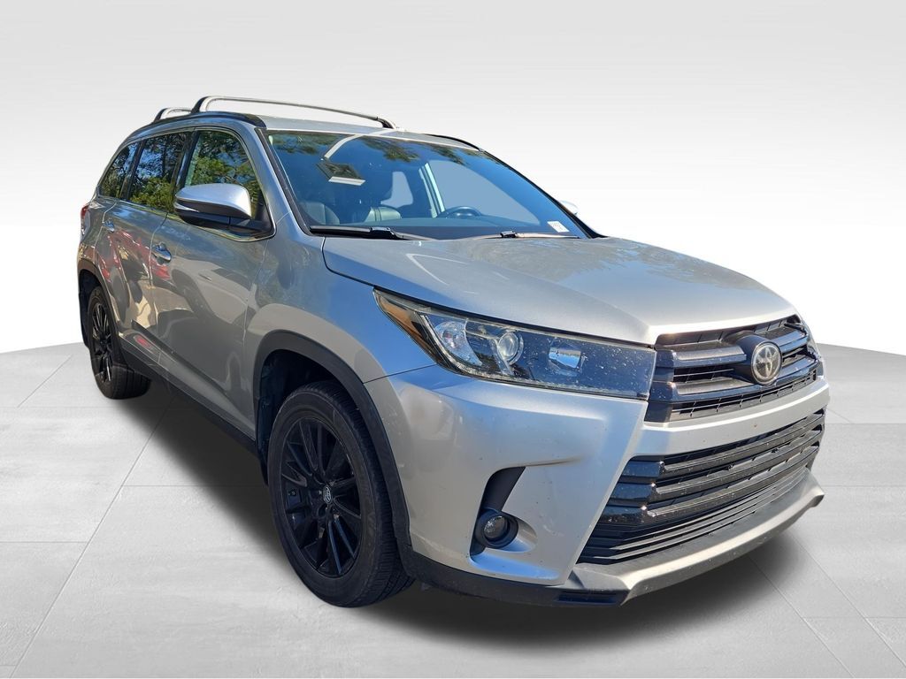 2019 Toyota Highlander SE 2019 Toyota Highlander SE
