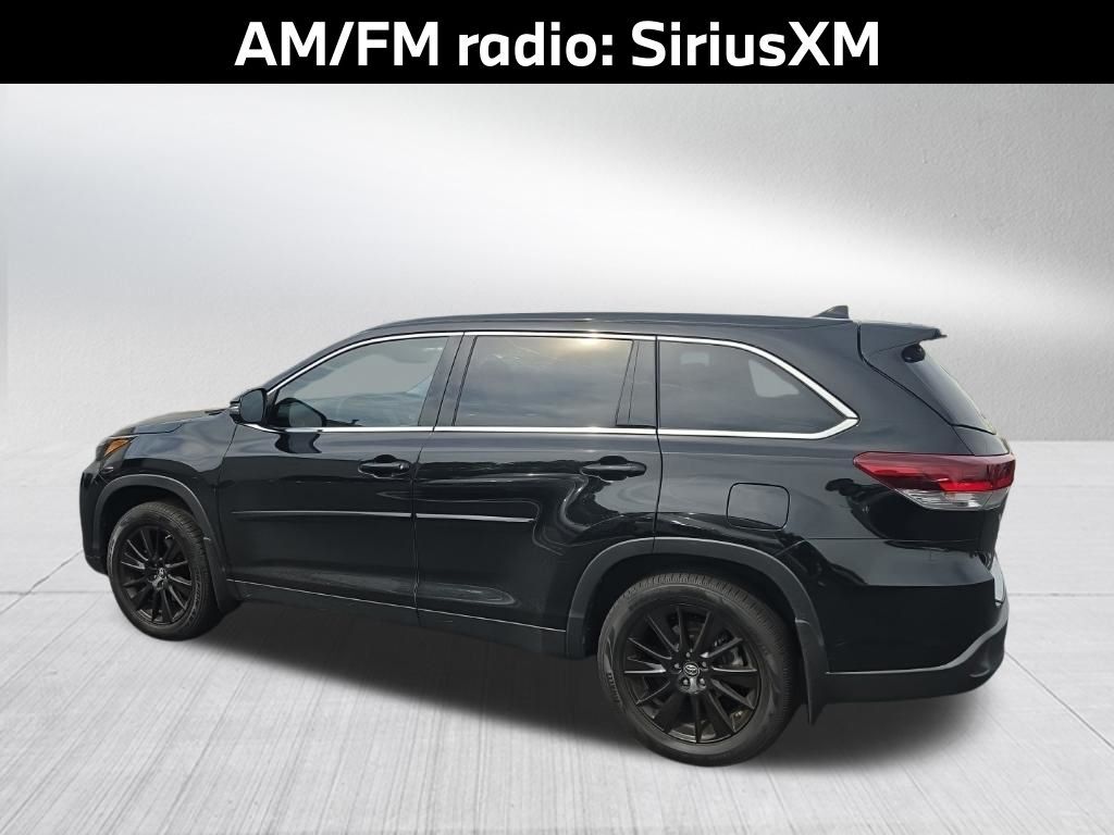 2019 Toyota Highlander SE