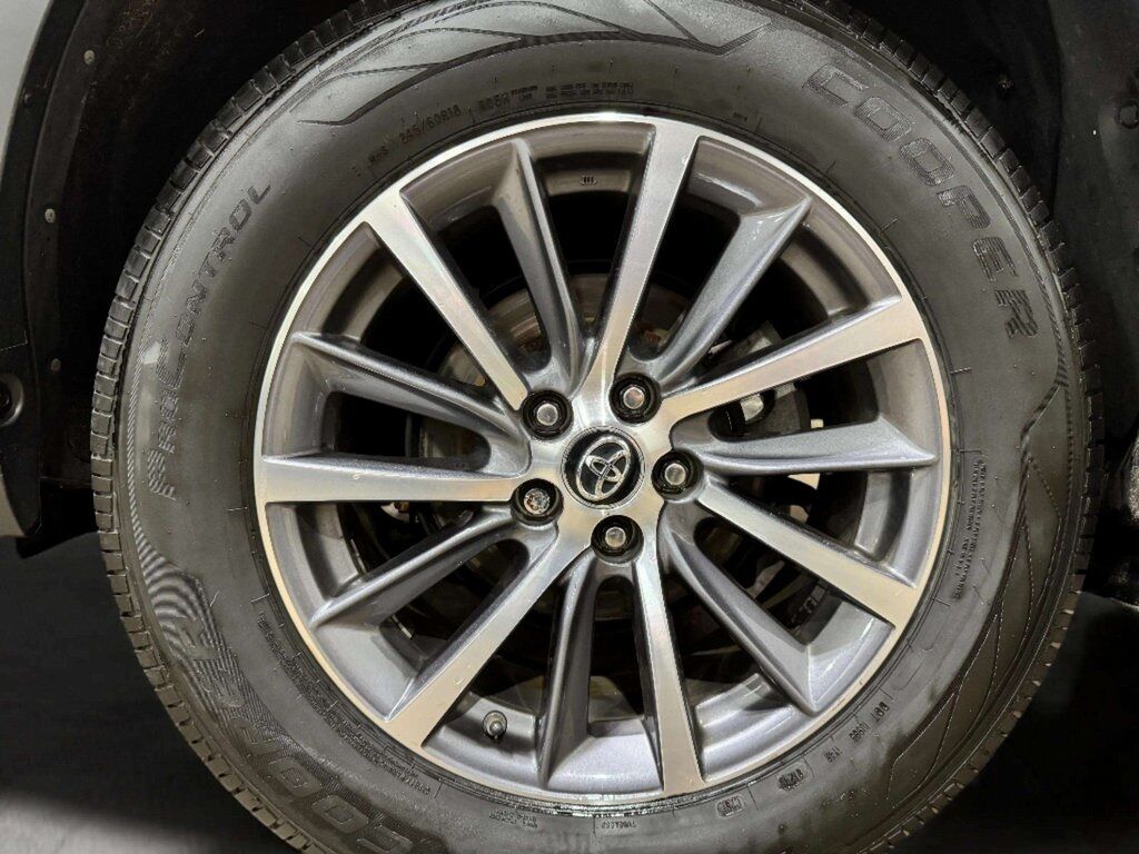 2019 Toyota Highlander XLE San Clemente CA