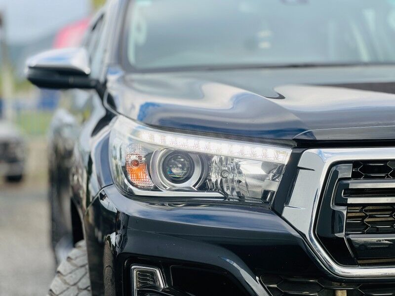 2019 Toyota Hilux SR5 Vaitele 2019 Toyota Hilux SR5 Vaitele