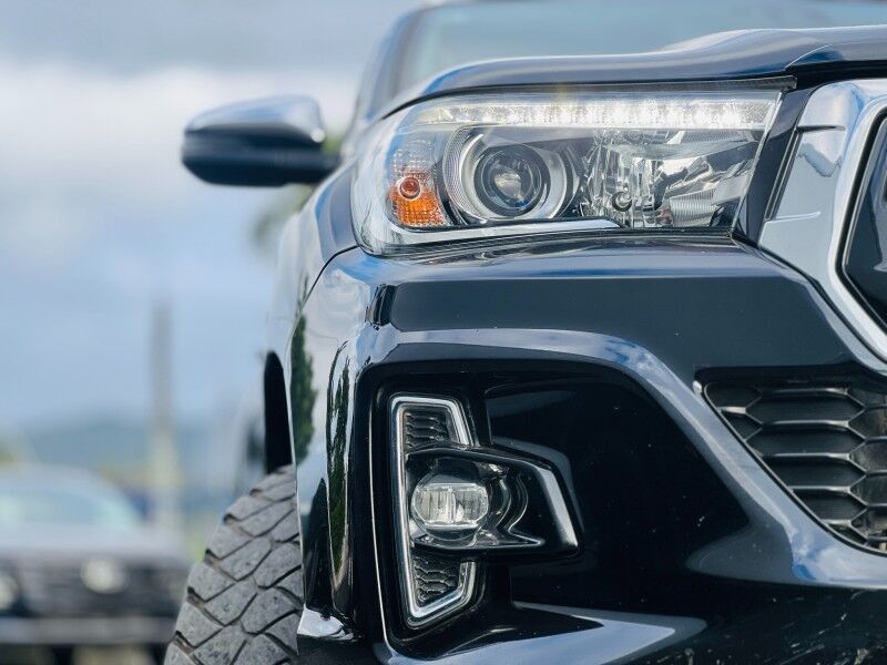 2019 Toyota Hilux SR5 Vaitele 2019 Toyota Hilux SR5 Vaitele