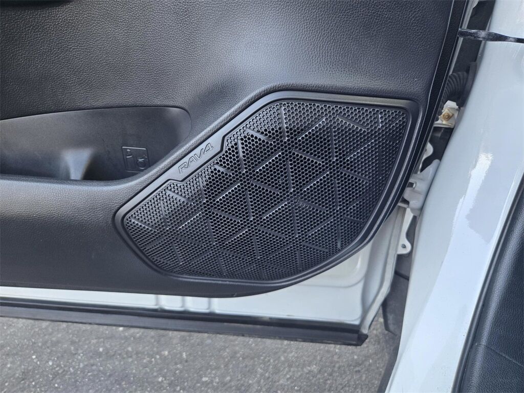 2019 Toyota RAV4 LE Roseville CA