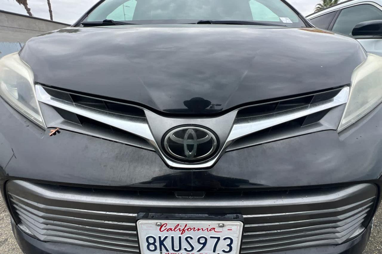 2019 Toyota Sienna Limited Roseville CA