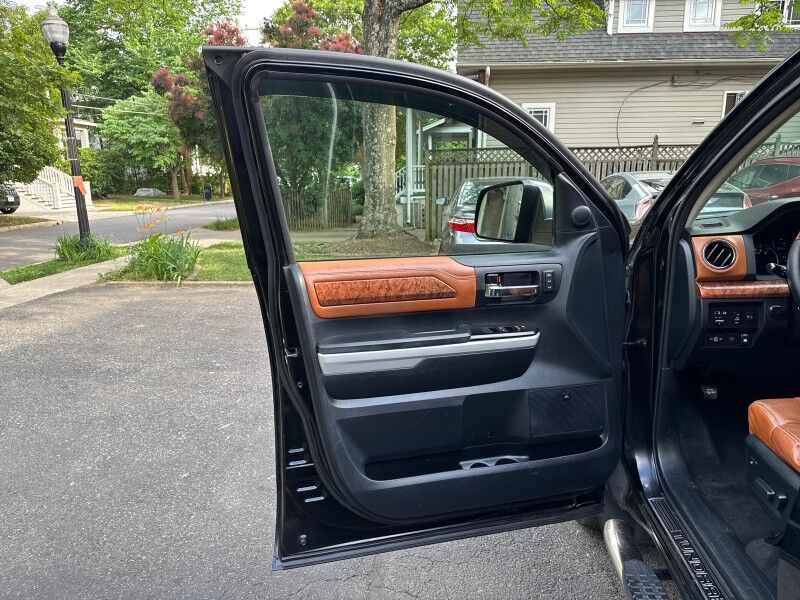 2019 Toyota Tundra 1794 Edition CrewMax 5.7L 4WD Arlington VA