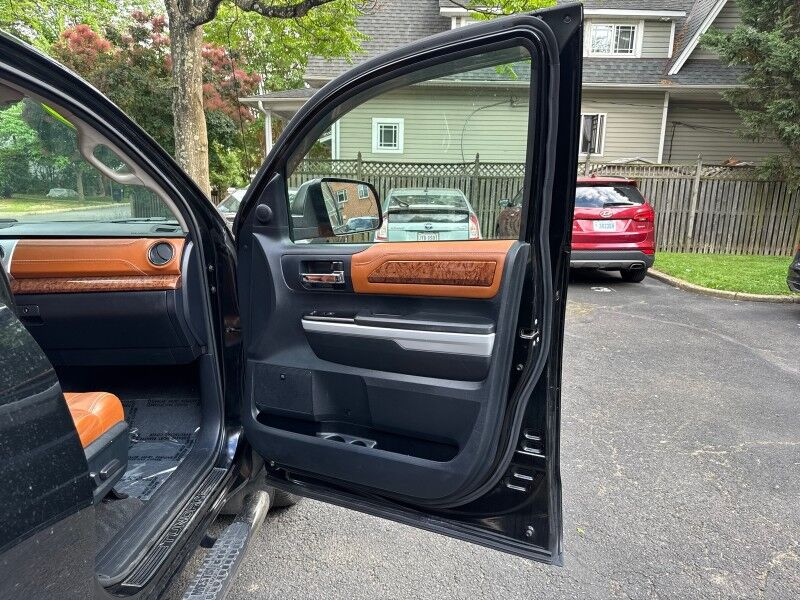 2019 Toyota Tundra 1794 Edition CrewMax 5.7L 4WD Arlington VA