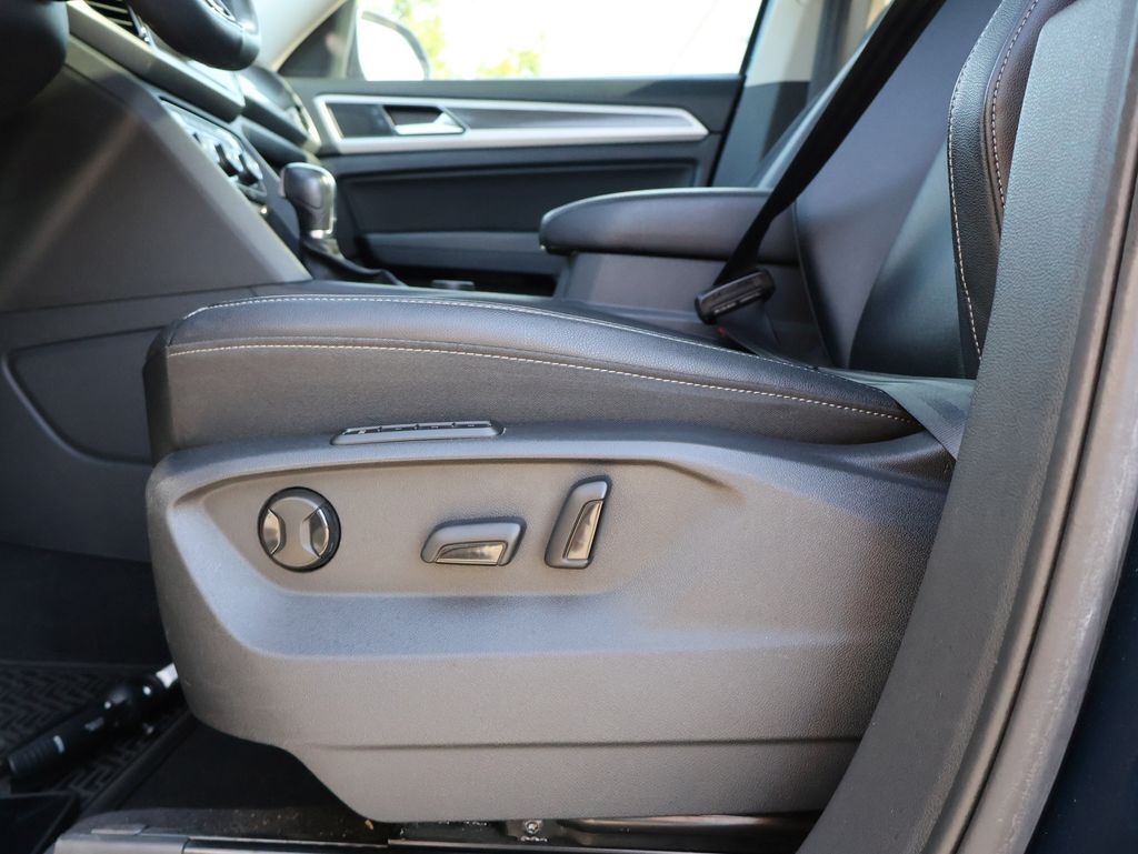 2019 Volkswagen Atlas 3.6L V6 SEL R-Line