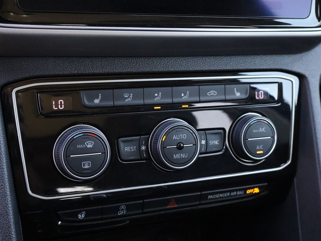 2019 Volkswagen Atlas 3.6L V6 SEL R-Line
