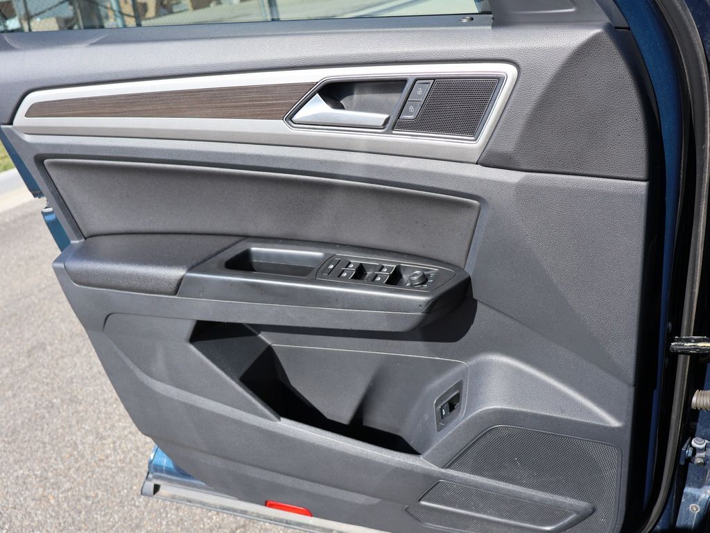 2019 Volkswagen Atlas 3.6L V6 SEL R-Line