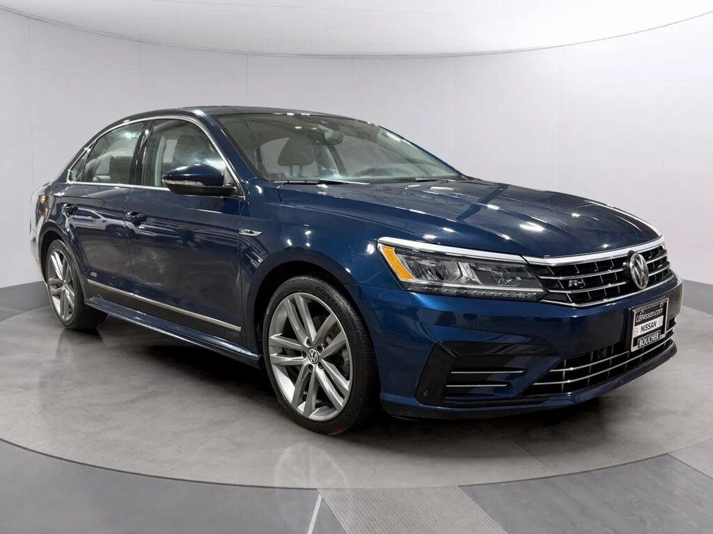 2019 Volkswagen Passat 2.0T SE R-Line San Clemente CA 2019 Volkswagen Passat 2.0T SE R-Line San Clemente CA