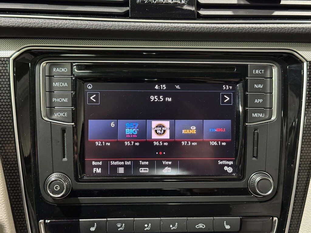 2019 Volkswagen Passat 2.0T SE R-Line San Clemente CA 2019 Volkswagen Passat 2.0T SE R-Line San Clemente CA