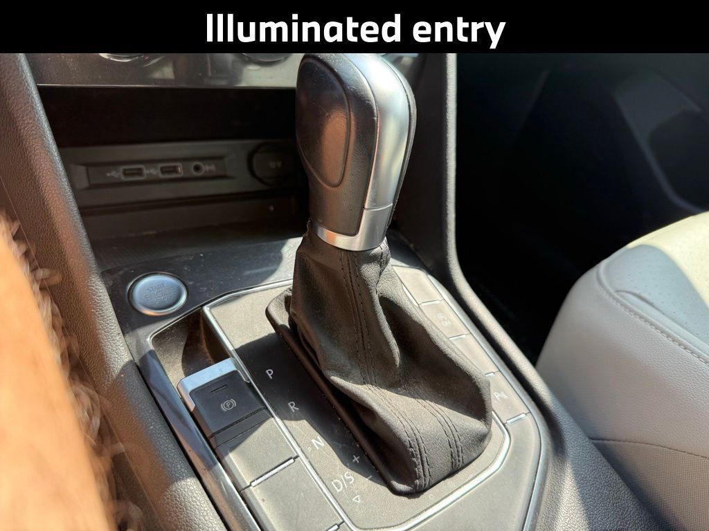 2019 Volkswagen Tiguan 2.0T SEL