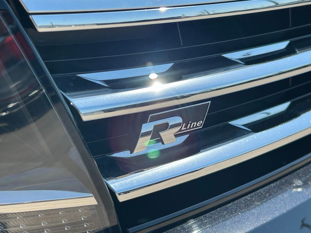 2019 Volkswagen Tiguan 2.0T SEL R-Line Tampa FL