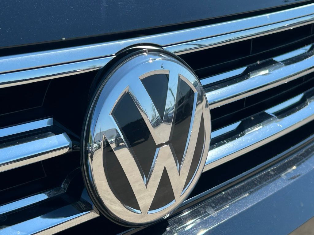 2019 Volkswagen Tiguan 2.0T SEL R-Line Tampa FL