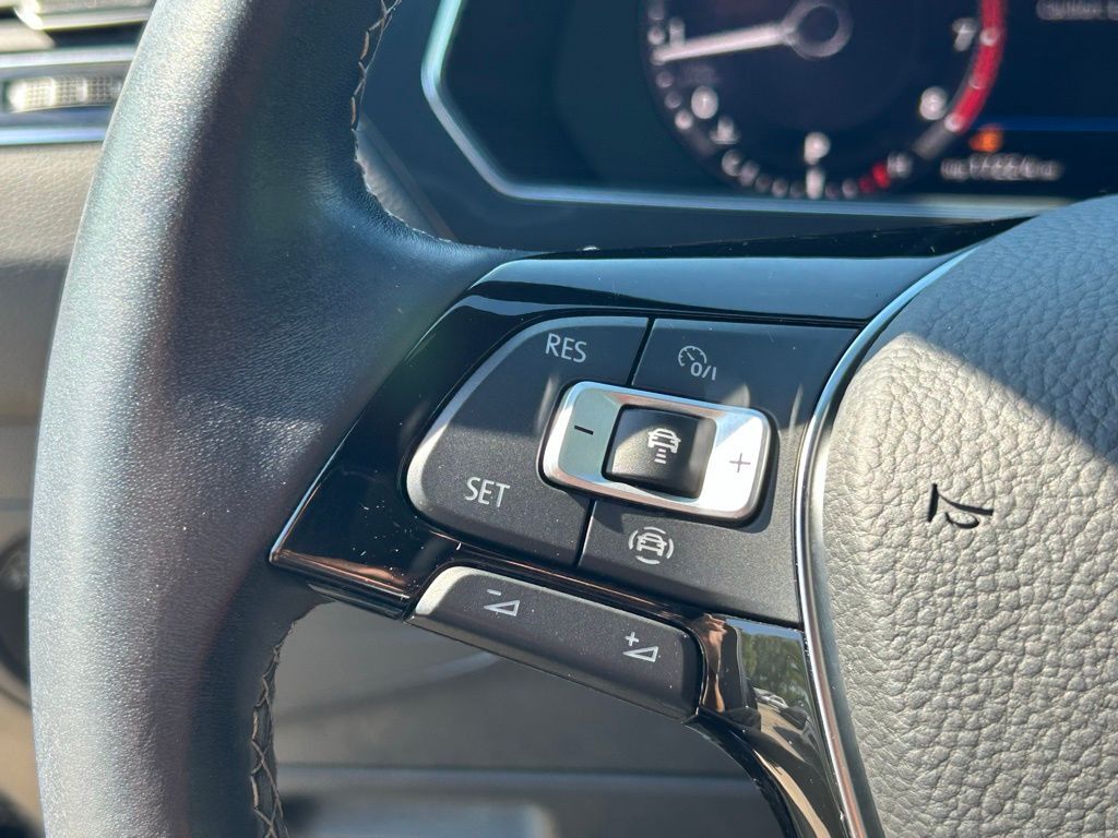 2019 Volkswagen Tiguan 2.0T SEL R-Line Tampa FL