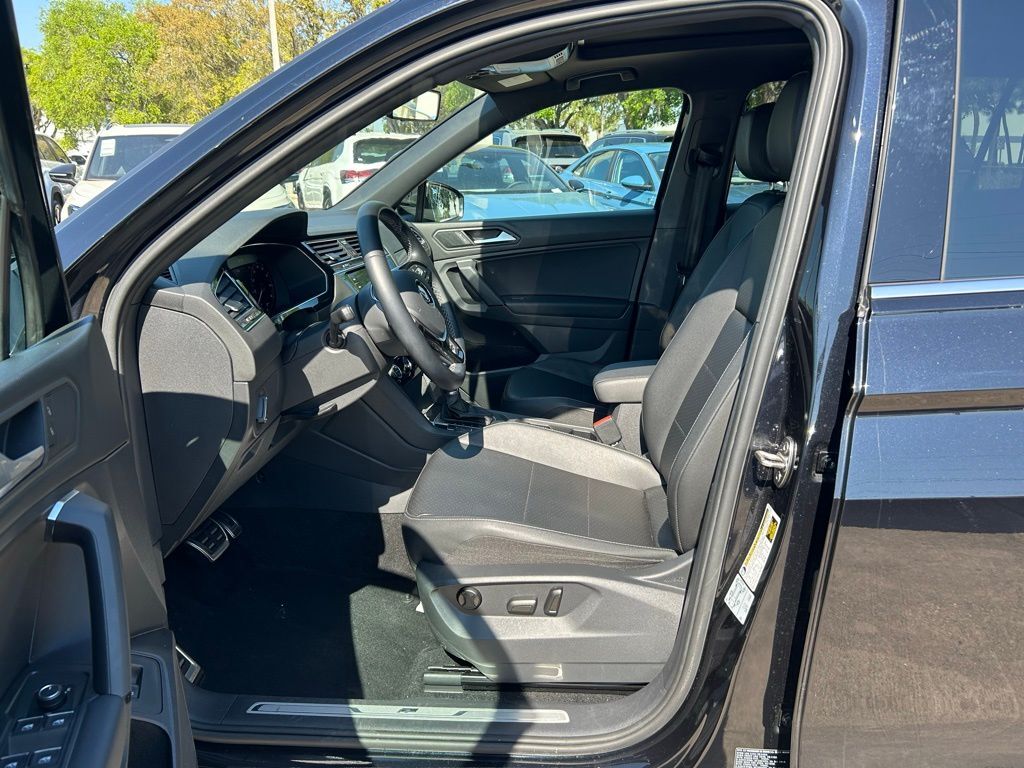 2019 Volkswagen Tiguan 2.0T SEL R-Line Tampa FL